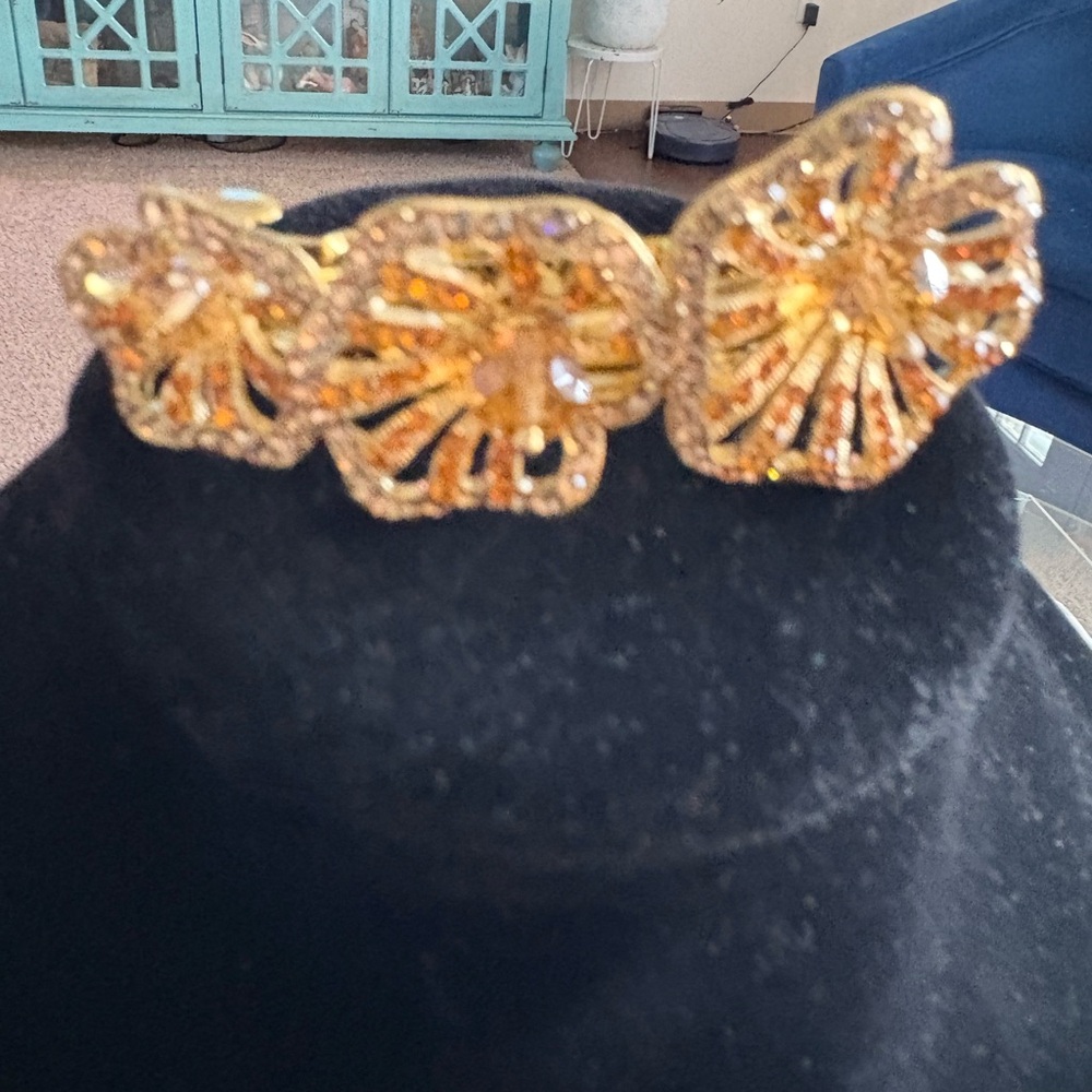 Gold crystal Hair Clip